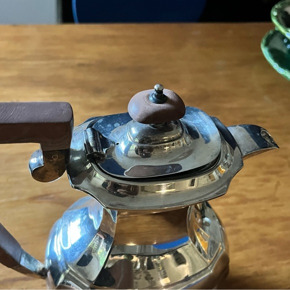 Antique Edwardian Enland Sheffield Lonsdale Silverpate Teapot - Picture 3 of 9